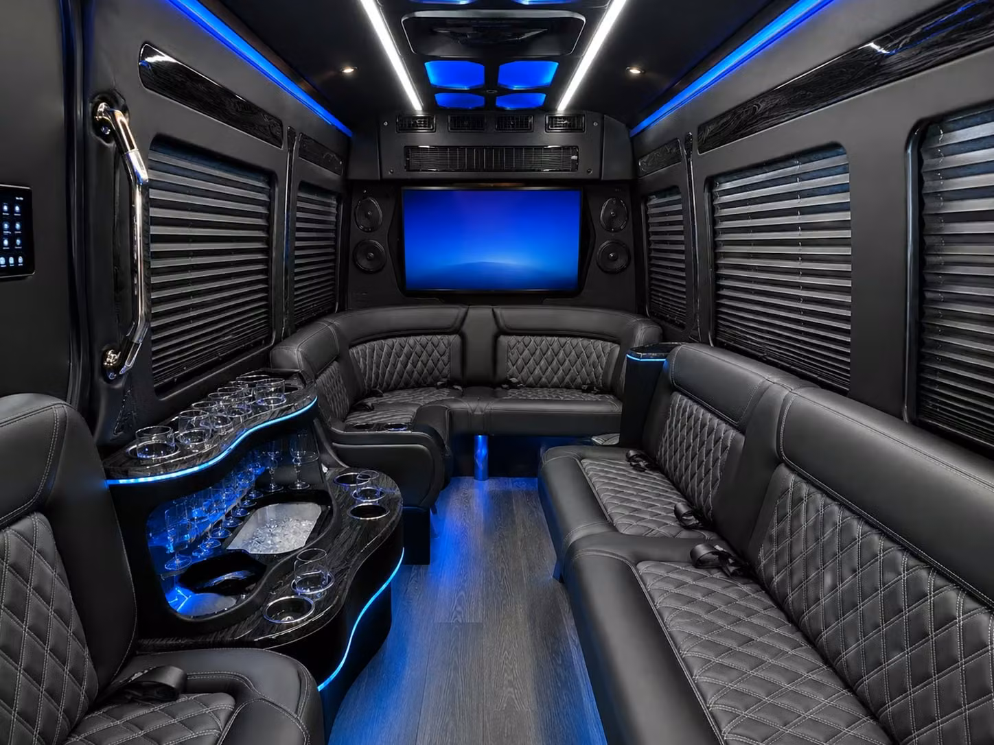school field trips and sports team transportation in shelby michigan