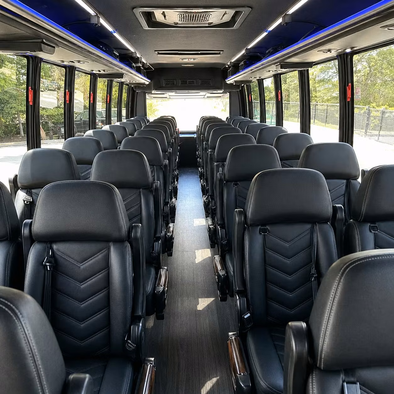 shelby 25 passenger minibus rental