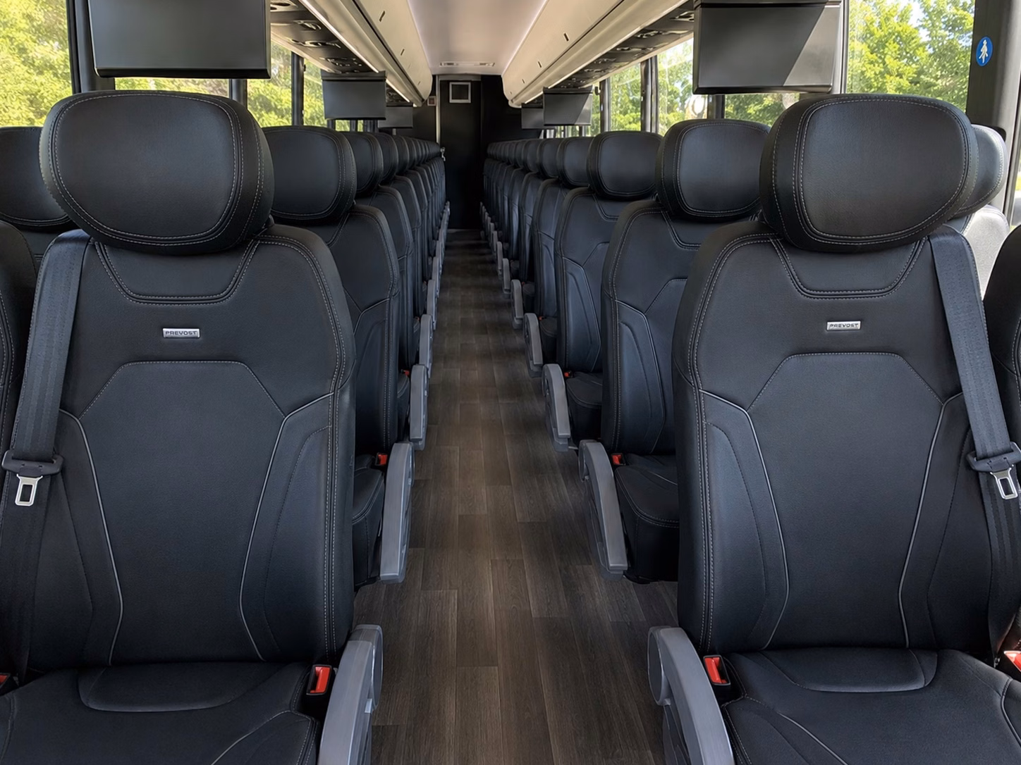 shelby fan bus rentals to michigan state and university of michigan games